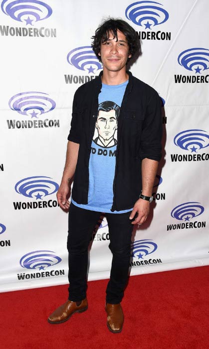 Bob Morley at The 100 Panel at WonderCon in March 2016