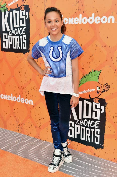 Breanna Yde at the Nickelodeon Kids' Choice Sports Awards in June 2016