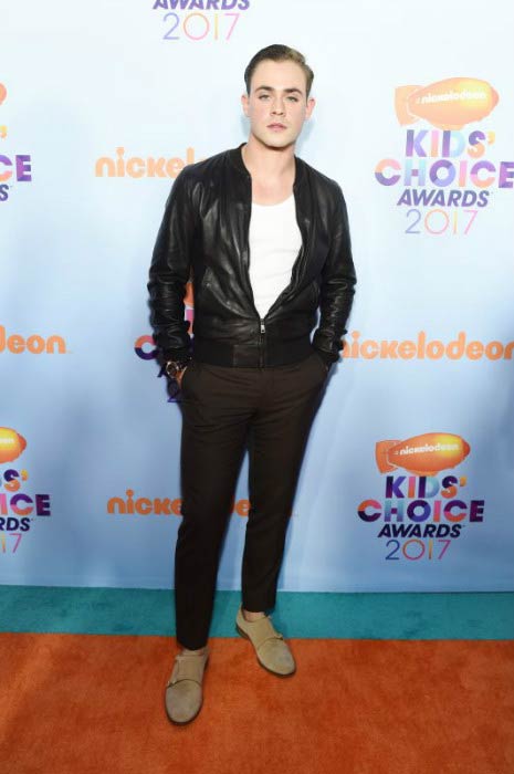 Dacre Montgomery at the 2017 Nickelodeon's Kids' Choice Awards