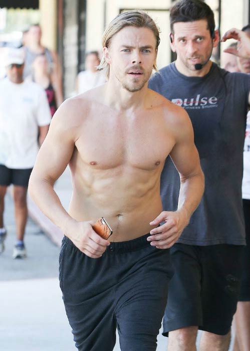 Derek Hough shirtless at the Pulse studio in Los Angeles in July 2016