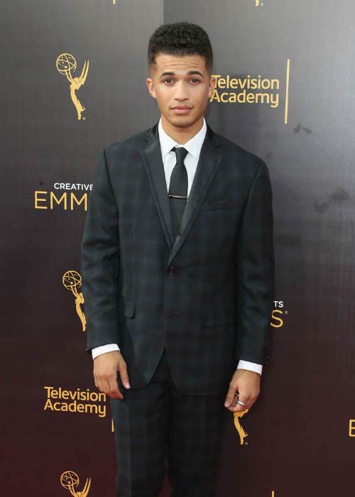 Jordan Fisher at the Creative Arts Emmy Awards in September 2016