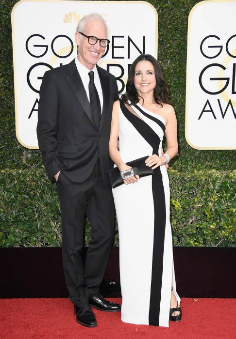 Julia Louis-Dreyfus and Brad Hall at the 2017 Golden Globe Awards