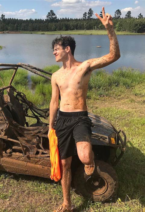 Aaron Carpenter shirtless body