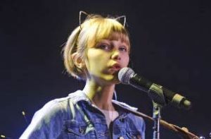 Grace VanderWaal - Featured Image