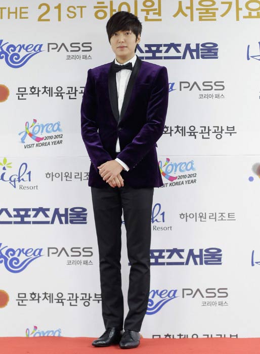 Lee Min-ho at the 21st High1 Seoul Music Awards in January 2012