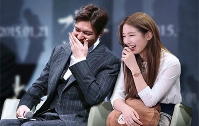 Lee Min-ho and Bae Suzy at a public event in 2016