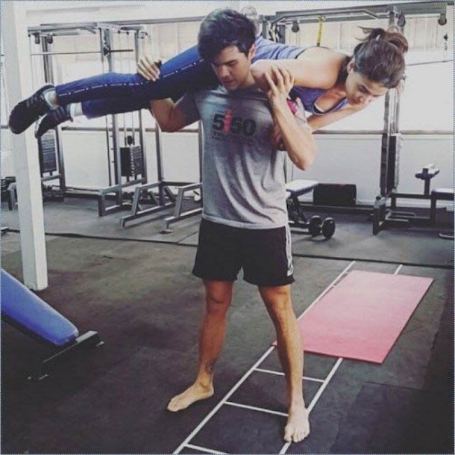 Erwan Heussaff working out using his girlfriend Anne Curtis as weight