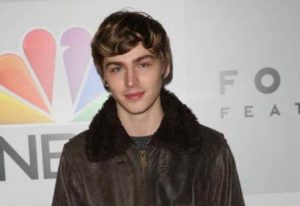 Miles Heizer - Featured Image