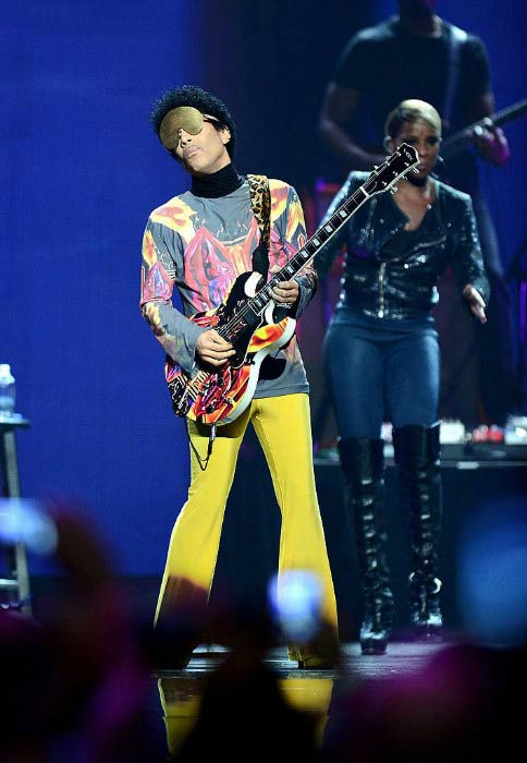 Prince performing at the iHeartRadio Music Festival in September 2012