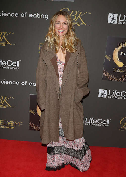 Sarah Carter at GBK and Pilot Pen Golden Globes 2016 Luxury Lounge