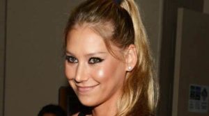 Anna Kournikova - Featured Image