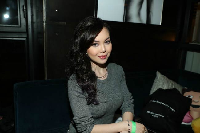 Anna Maria Perez de Tagle at the BETCHES x JUSTFAB Event in November 2016