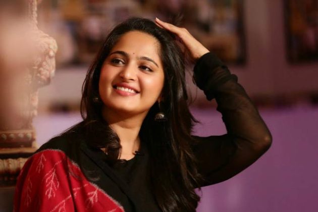 Anushka Shetty Height, Weight, Age, Boyfriend, Family, Facts, Biography