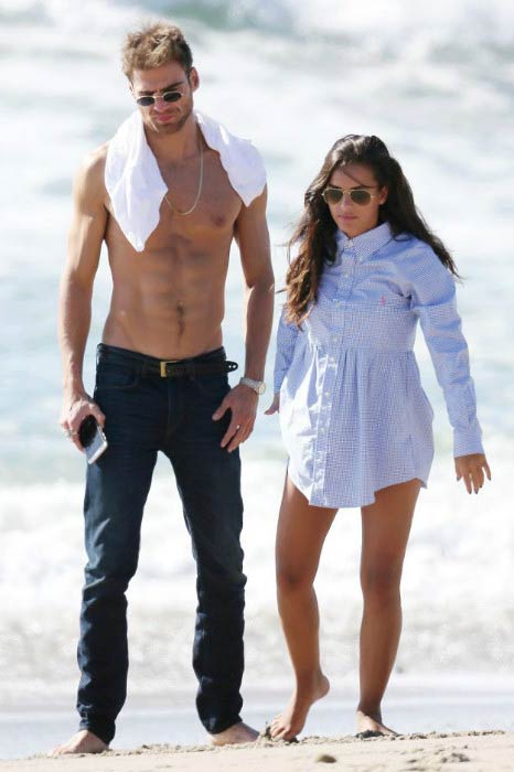 Georgia May Foote and George Alsford at the Los Angeles beach in January 2017