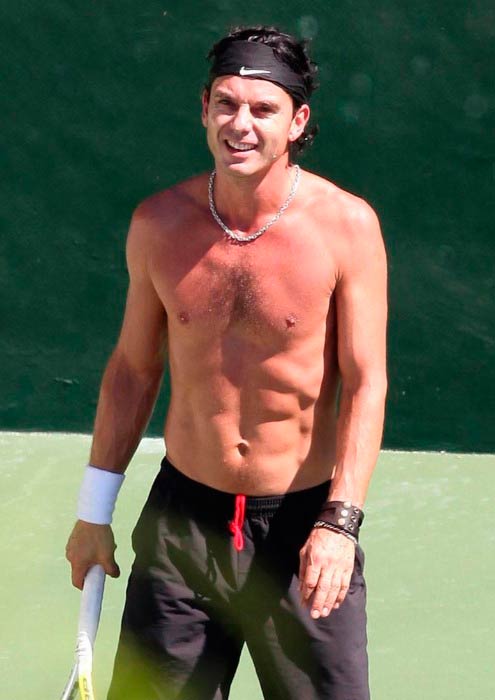 Gavin Rossdale shirtless playing tennis in Los Angeles in September 2009