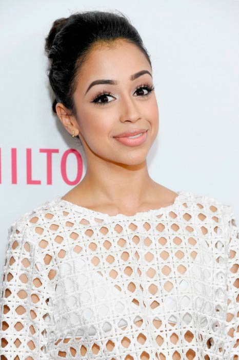 Liza Koshy at the 6th annual Streamy Awards in October 2016