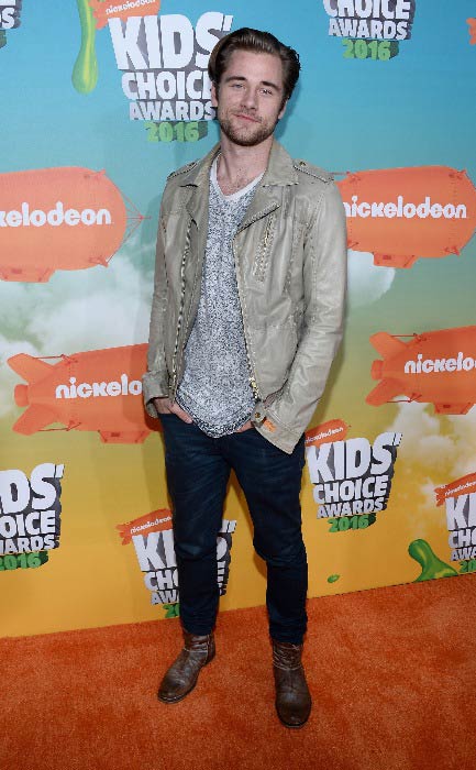 Luke Benward at the Nickelodeon's Kids' Choice Awards in March 2016