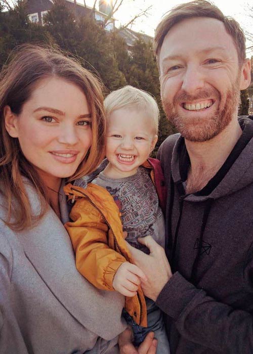 Tara Lynn and Alejandro with their son Finlay Skye Bell in a picture shared on her Instagram in March 2017