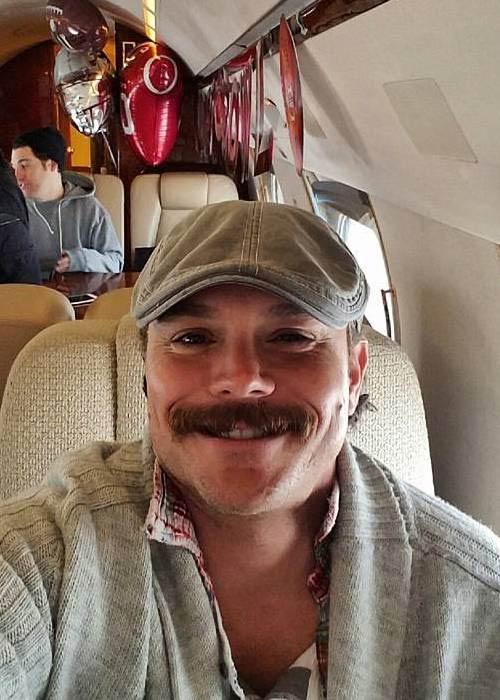 Clayne Crawford in a jet provided by Fox in February 2017