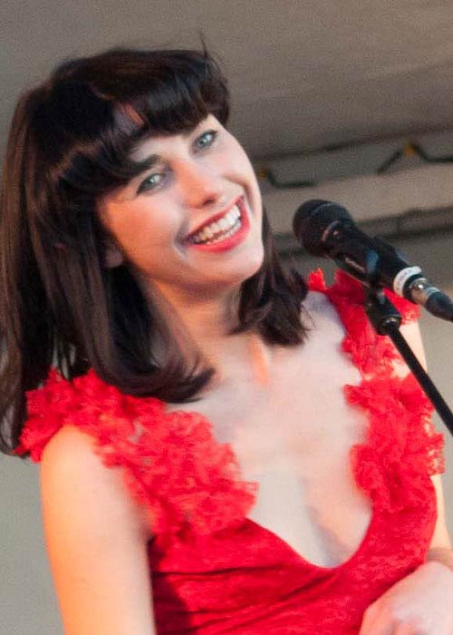 Kimbra performing in Auckland in 2012