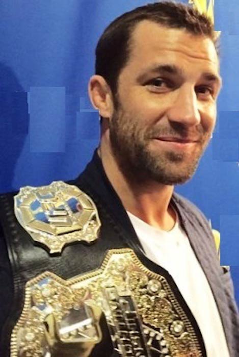 Luke Rockhold with his belt in 2016