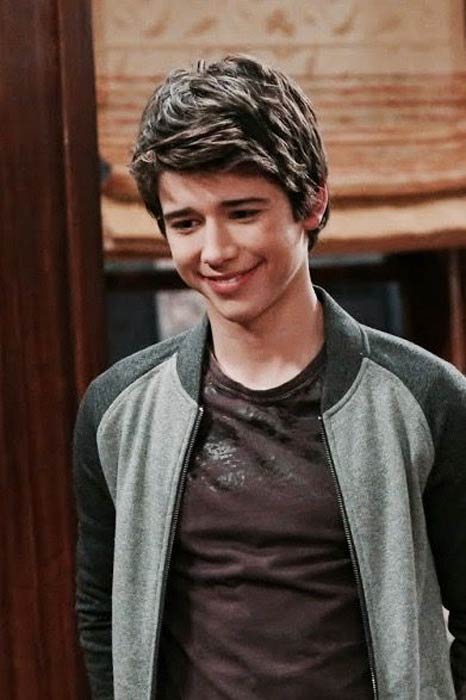 Uriah Shelton Height Weight Body Statistics Girlfriend - Healthy Celeb