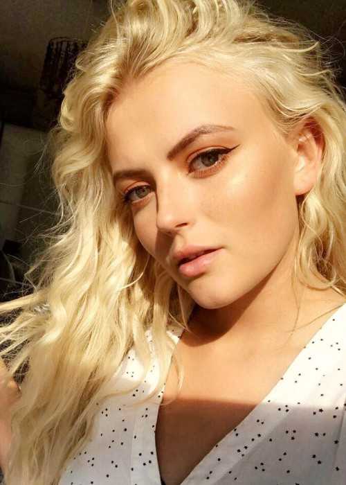 Lucy Fallon as seen in an Instagram Selfie in October 2017