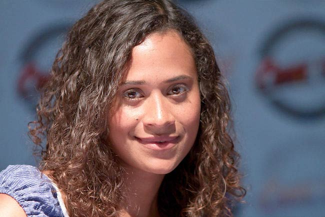 Angel Coulby during an autograph session at Japan Expo 2010