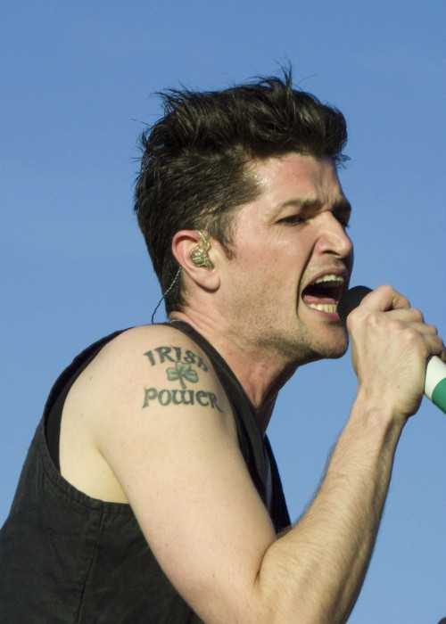 Danny O'Donoghue at the Pinkpop Festival with The Script in 2015