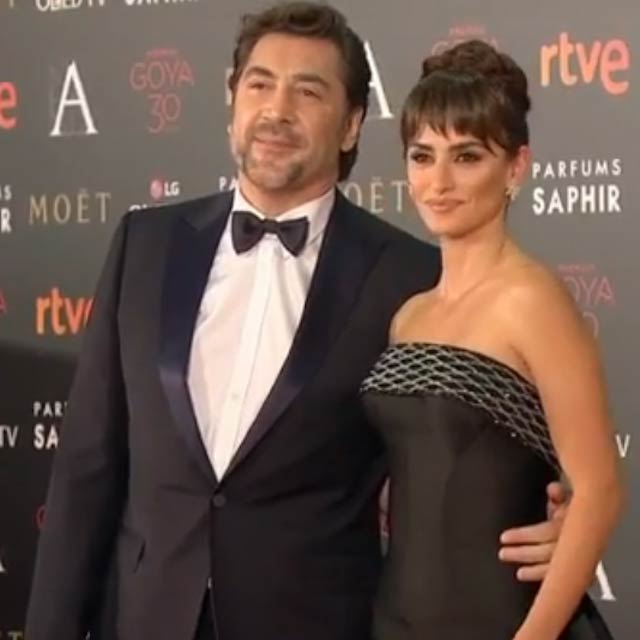 Javier Bardem and Penélope Cruz during a public event in 2015