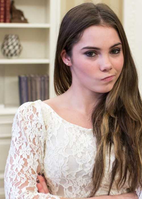 McKayla Maroney at the White House in November 2012