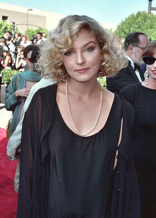 Sheryl Lee during Emmy Awards in 1990