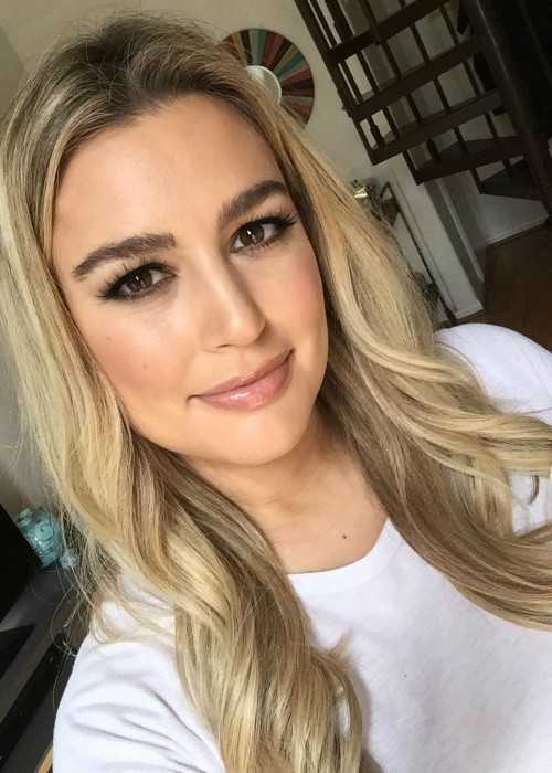 Carissa Culiner in an Instagram Selfie in February 2017
