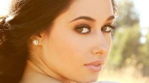 Jeanine Mason Healthy Celeb