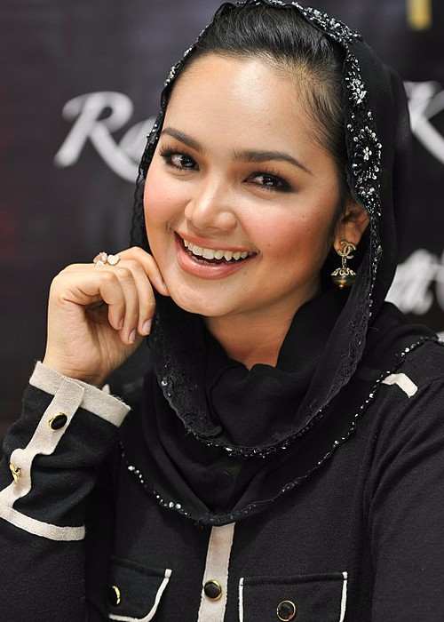 Siti Nurhaliza during the launch of SimplySiti in June 2011