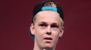 Caspar Lee Healthy Celeb