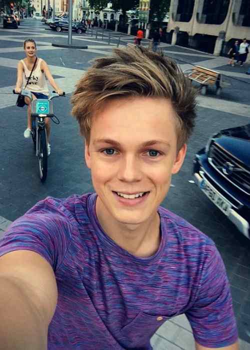 Caspar Lee in an Instagram selfie in August 2014