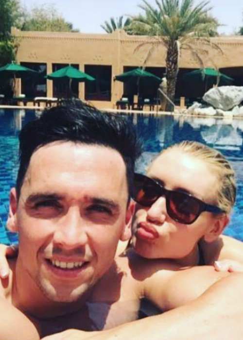 Catherine Tyldesley and Tom Pitfield in a selfie in August 2017Catherine Tyldesley and Tom Pitfield in a selfie in August 2017