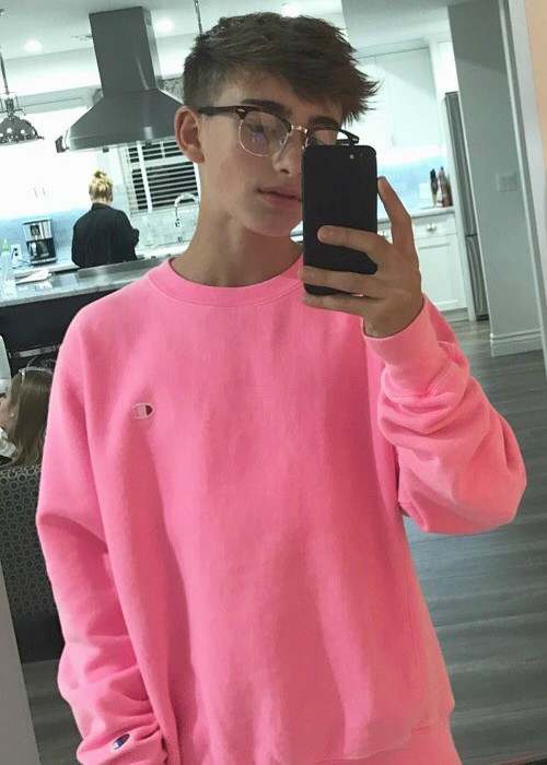 Johnny Orlando in an Instagram selfie in October 2017