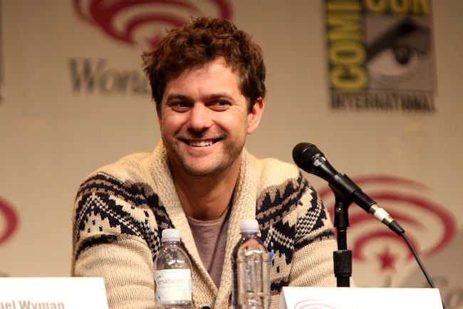 Joshua Jackson speaking at 2012 WonderCon