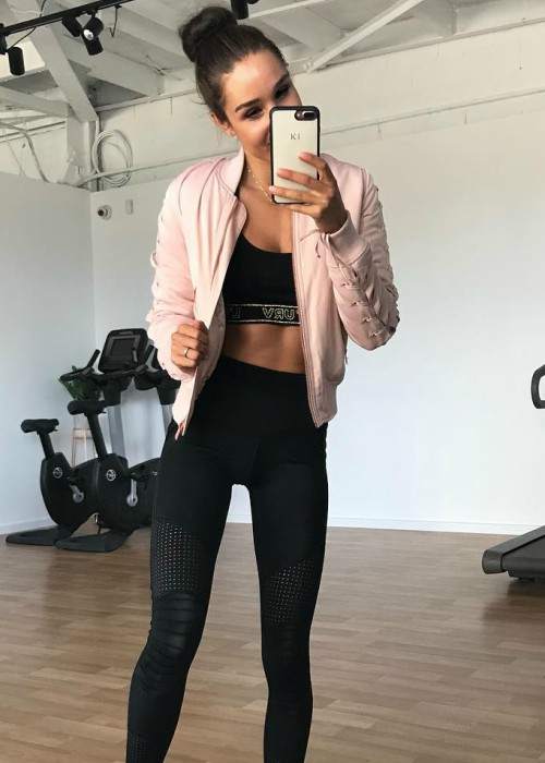 Kayla Itsines in an Instagram selfie as seen in December 2017