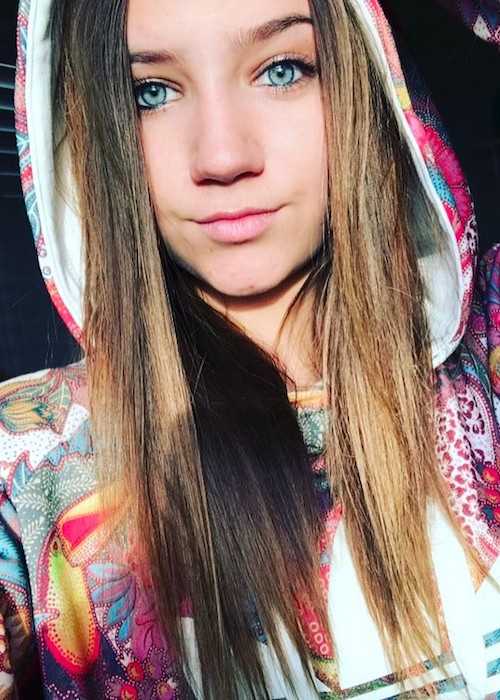 Madison Lewis wearing Adidas in an Instagram selfie in February 2017