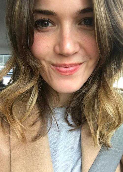 Mandy Moore in an Instagram selfie in November 2017