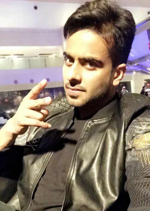 Mankirt Aulakh in an Instagram selfie as seen in December 2017