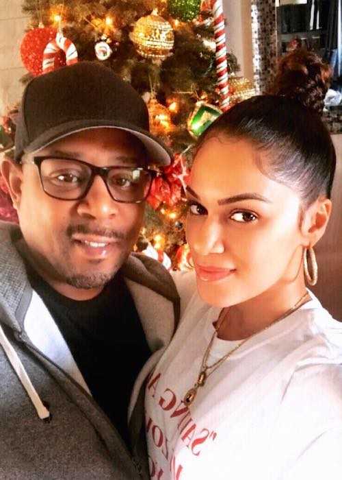 Martin Lawrence and Roberta Moradfar in an Instagram selfie in December 2017