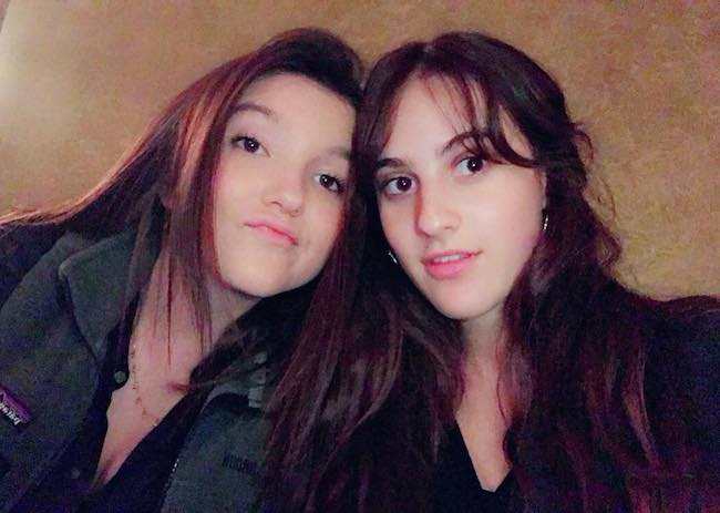 Maya Jade Frank with her friend Ava Cutrone (Left) in a selfie in June 2017