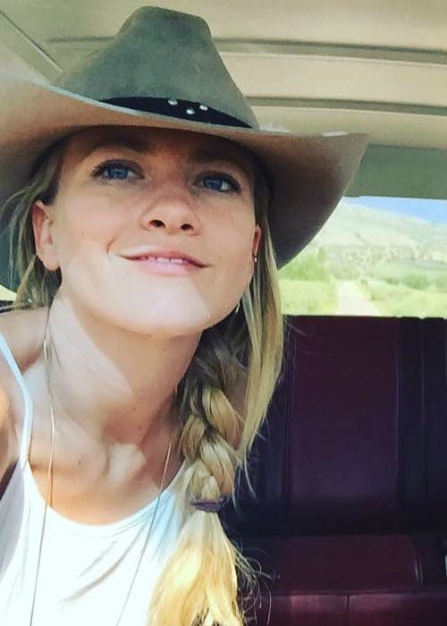 Meredith Hagner in an Instagram selfie as seen in September 2016