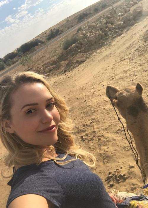 Mia Malkova in a selfie during Camel Safari in December 2017