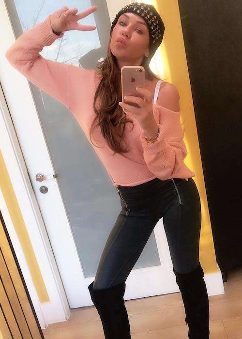 Michelle Heaton in a selfie in December 2017