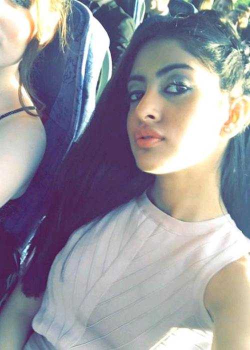 Navya Naveli Nanda in a selfie